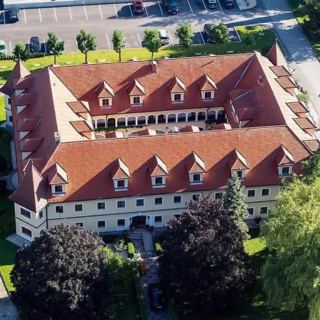 Apartman Almtalhotel In