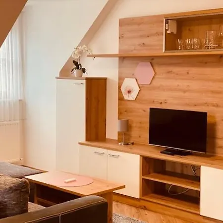 Almtalhotel In Apartman