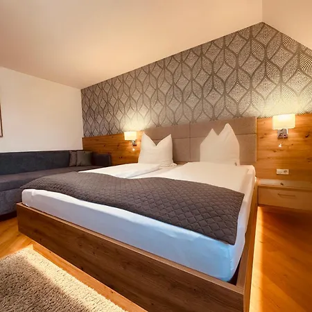 Apartman Almtalhotel In Pettenbach