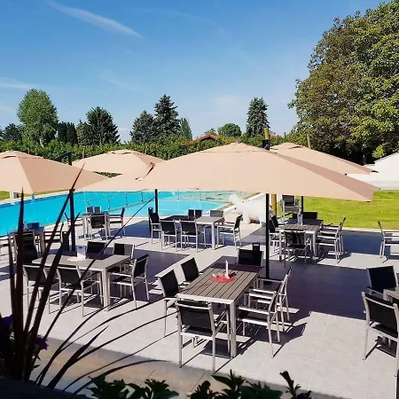Almtalhotel In Апартаменты *