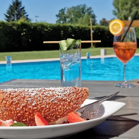 Апартаменты Almtalhotel In Pettenbach