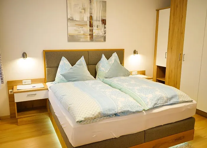 Almtalhotel In アパート