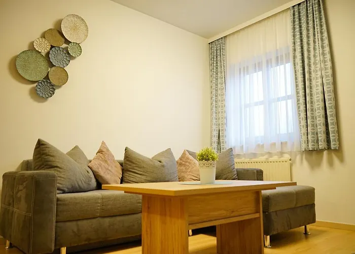 Almtalhotel In アパート Pettenbach