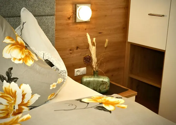 Almtalhotel In アパート Pettenbach