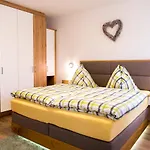 Almtalhotel In 4* Pettenbach