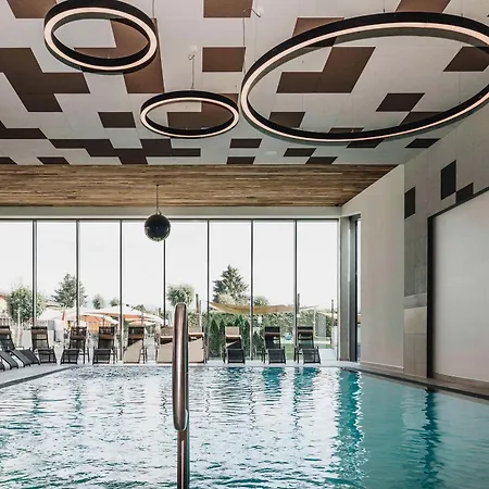 Almtalhotel In דירה
