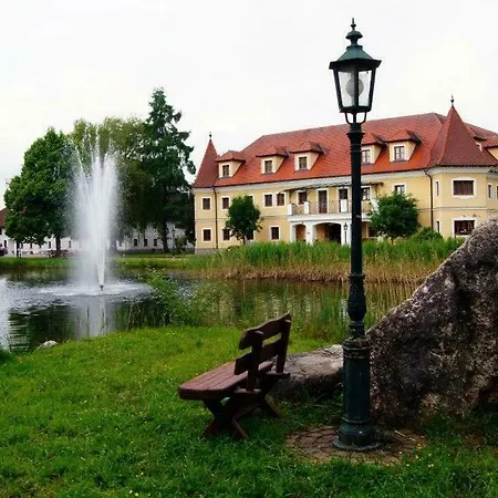 Almtalhotel In Pettenbach