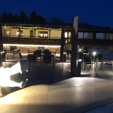 Almtalhotel In דירה Pettenbach